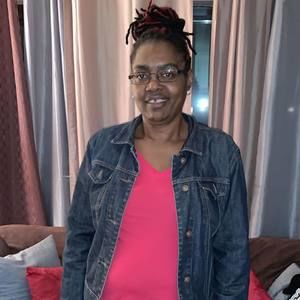 Meet your Posher, Ernetta